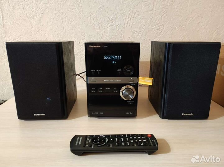 Panasonic CD Micro System USB/MP3/CD-R/RW/FM/I-Pod