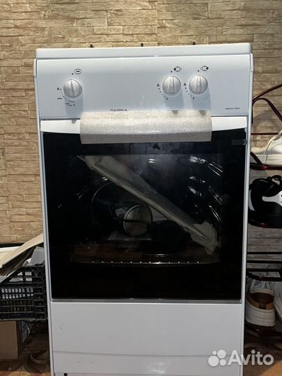 Газовая плита с электрической духовкой