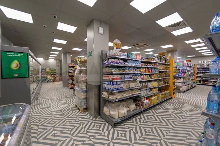 Торговая площадь, 680 м²