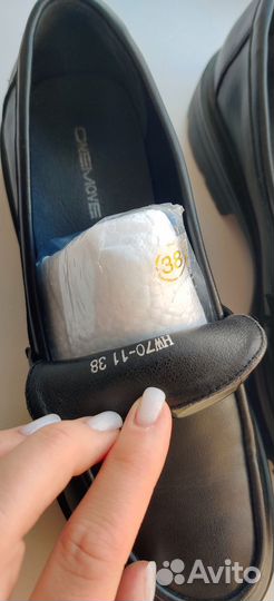 Лоферы женские