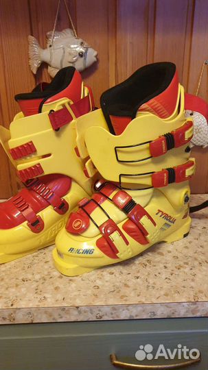 Горнолыжные ботинки tyrolia