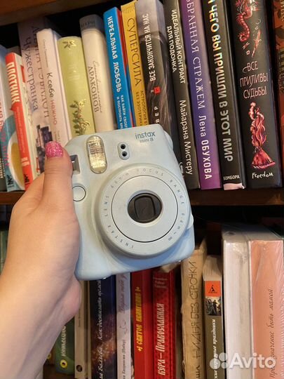 Фотоаппарат с мгновенной печатью instax mini 8