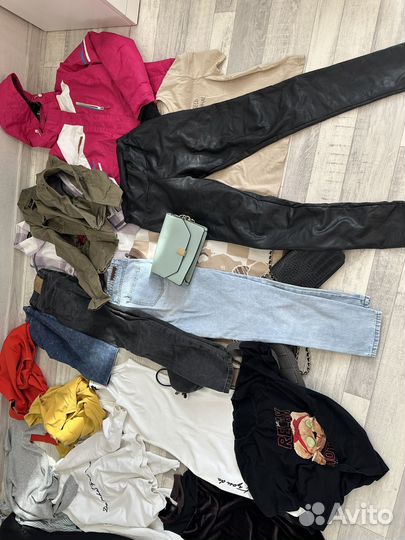 Женские вещи пакетом огромным