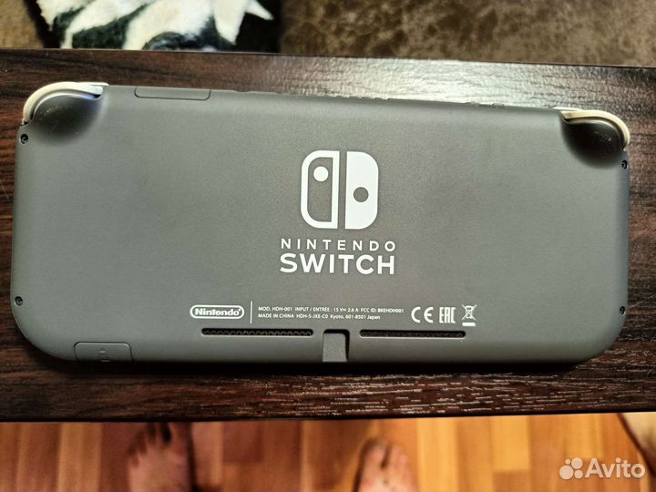 Игровая приставка nintendo switch lite