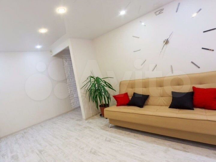 2-к. квартира, 58 м², 5/5 эт.