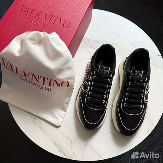 Кроссовки мужские valentino