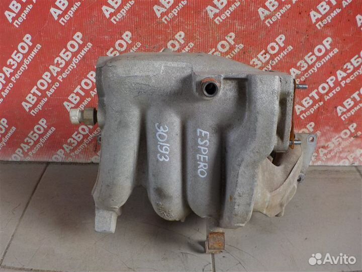 Впускной коллектор Daewoo Espero седан C20LE 1993