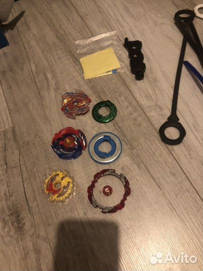 Волчки бейблэйд