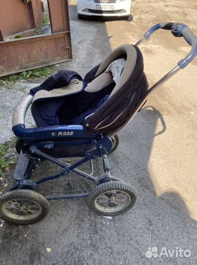 Коляска roan