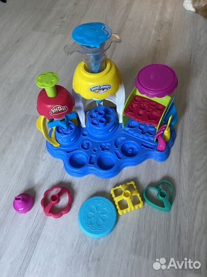 Play doh игровой набор Фабрика пирожных