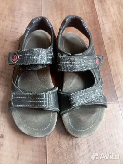 Босоножки кожаные 38р