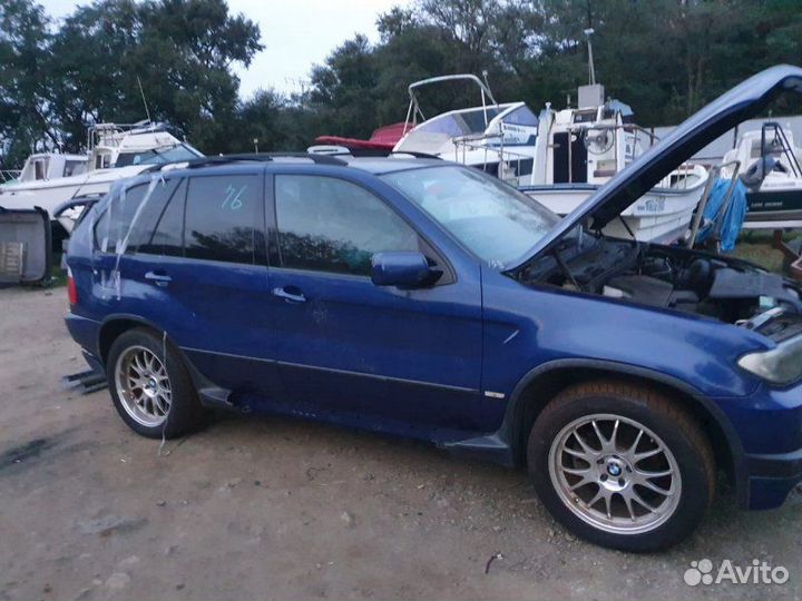 Крепление аккумулятора Bmw X5 E53 M54B30 2005