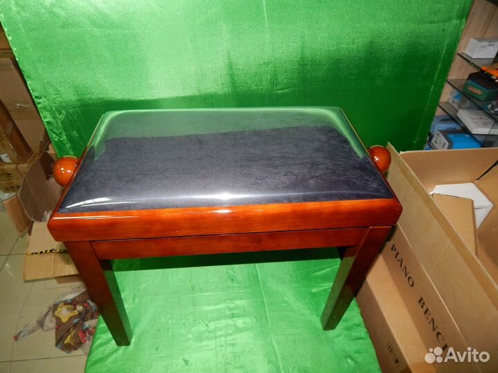 Банкетка для пианиста