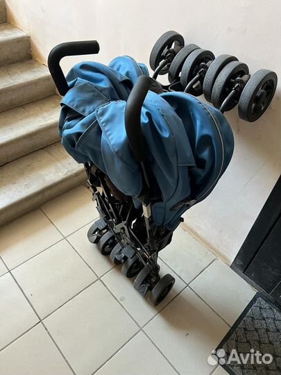 Коляска для двойни