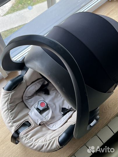 Автолюлька stokke