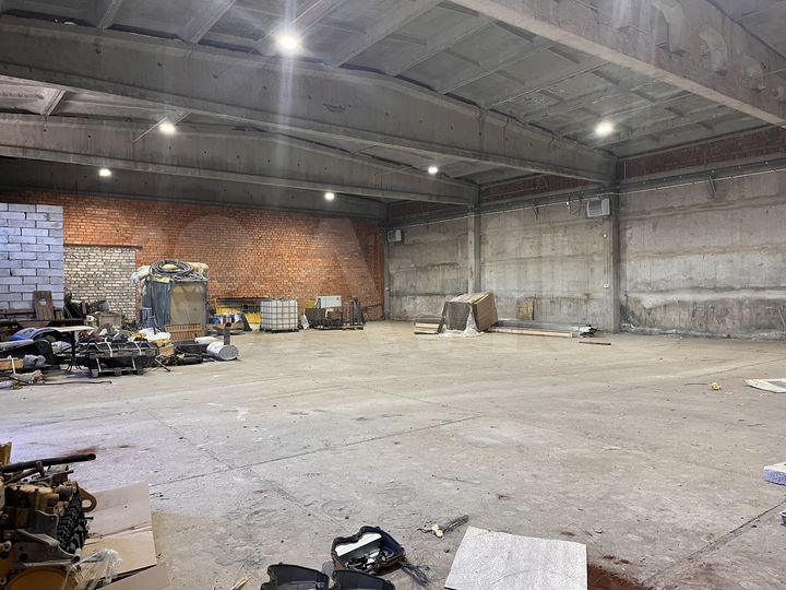 Склад, 536 м²