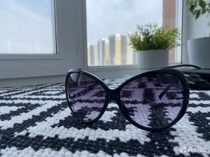 Солнцезащитные очки