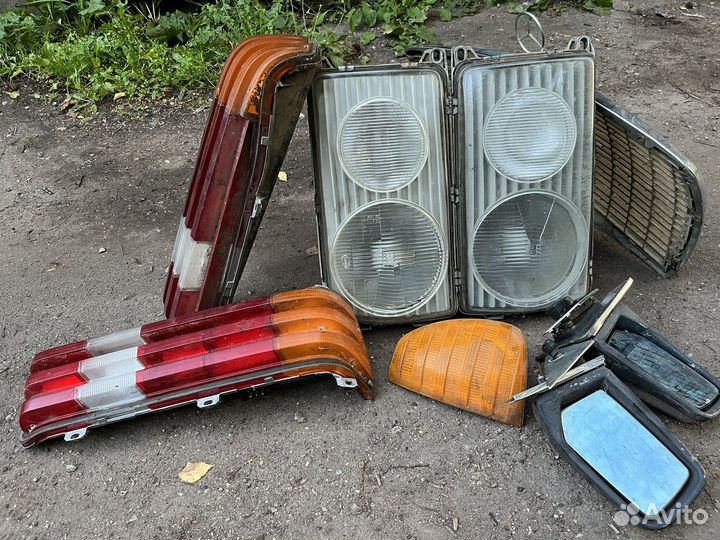 Комплект фар на mercedes benz w123