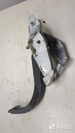 Педаль сцепления Opel Astra H, 2009