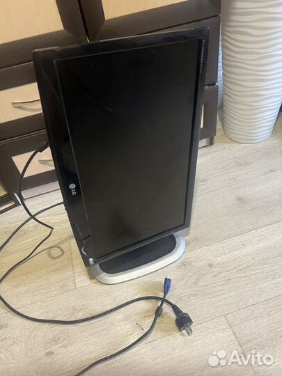 Монитор lg 23