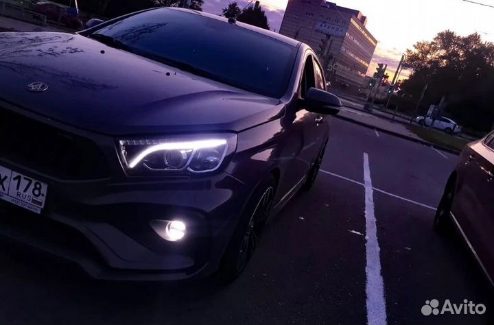 Комплект тюнинг передние фары Веста