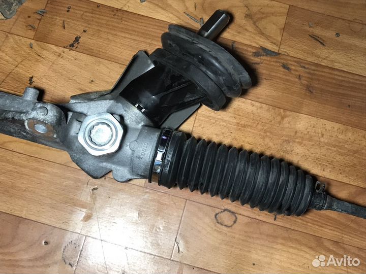 Рулевая рейка Nissan