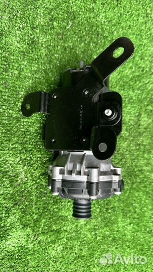 Дополнительный насос охлаждения Mercedes GLE W166