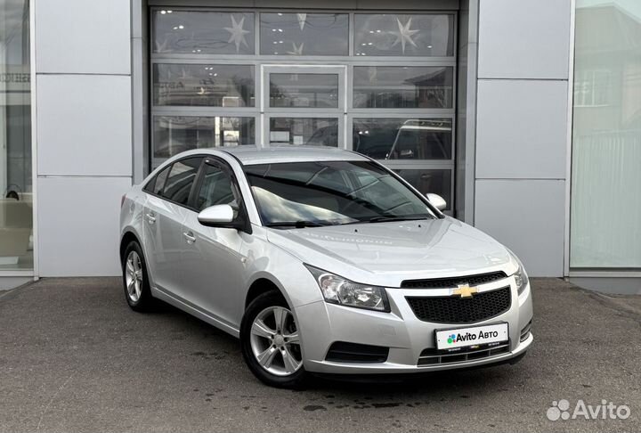 Chevrolet Cruze 1.6 МТ, 2011, 140 100 км