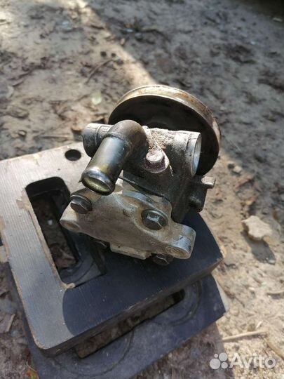 Насос гидроусилителя volkswagen passat В3