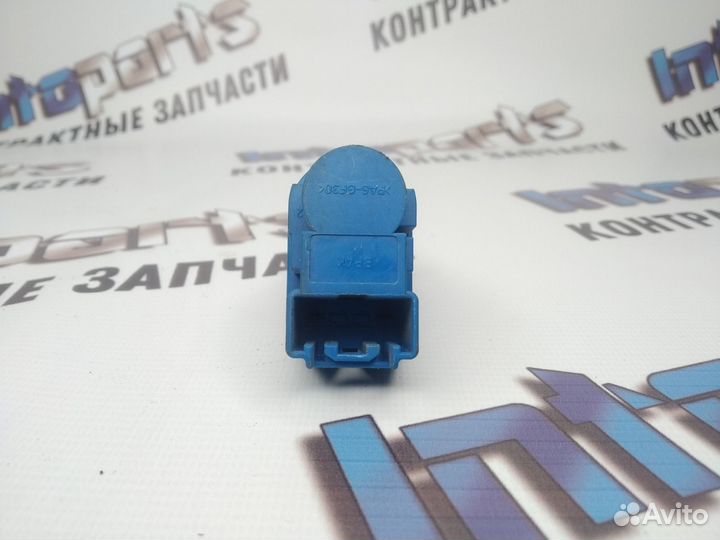 Концевик педали тормоза Mazda 3 BK LF 2006