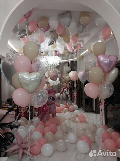 Воздушные гелиевые шары вау на выписку