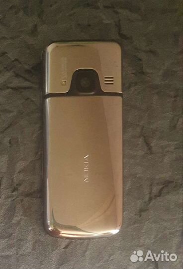 Телефон Nokia 6700