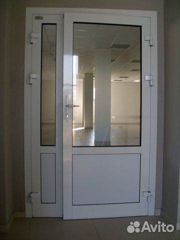 Алюминиевая дверь 1300х2060