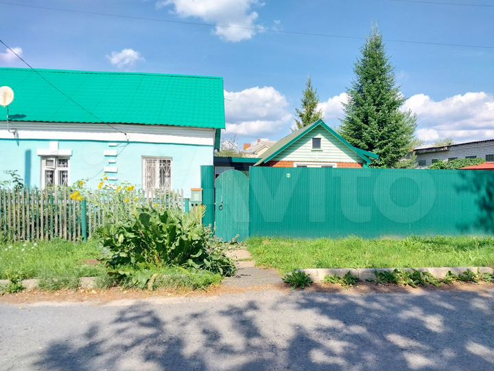 Дом 52,5 м² на участке 10,2 сот.