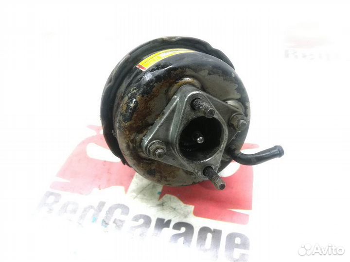 Вакуумный усилитель сцепления Nissan Patrol Y60