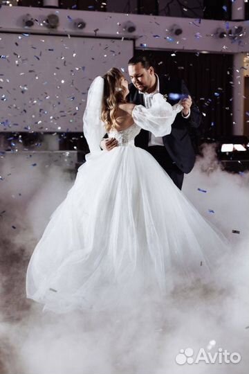 Тяжелый дым + пиротехника + конфетти