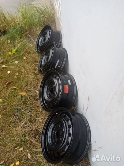 Продам штампованные диски R15