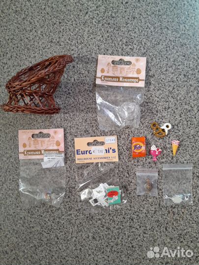 Миниатюра 1:12