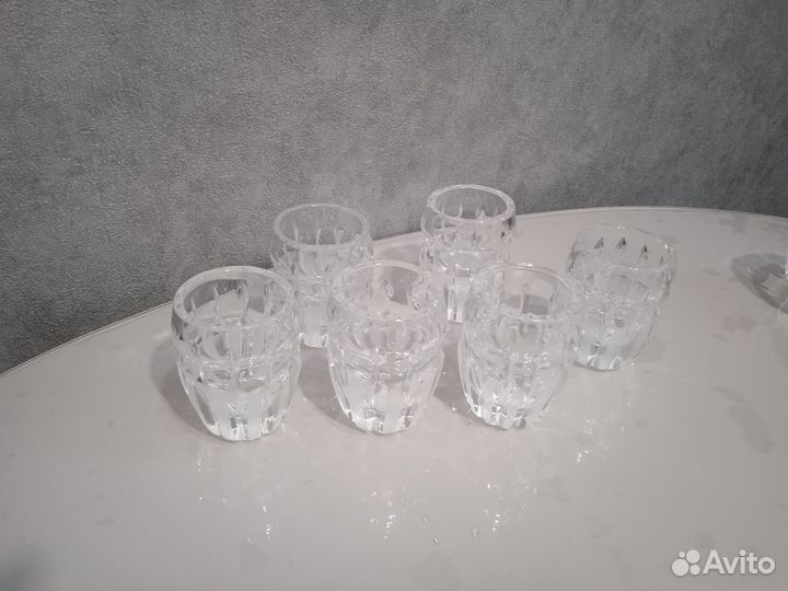 Хрустальные стопки и рюмки