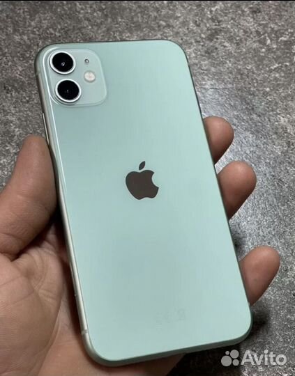 iPhone 11, 64 ГБ