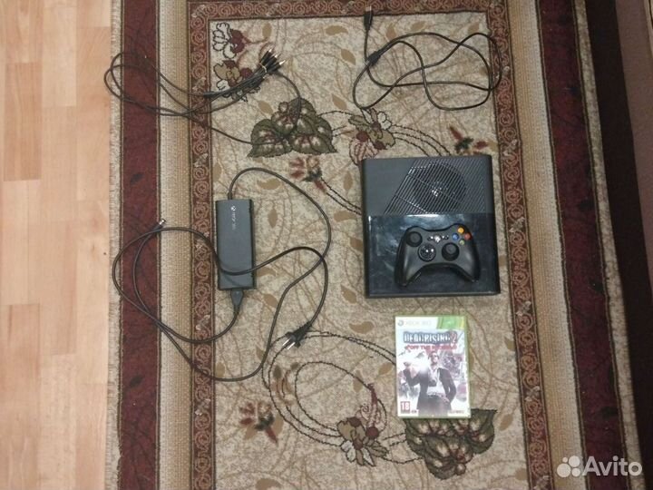 Xbox 360e 2016 в хорошем состоянии