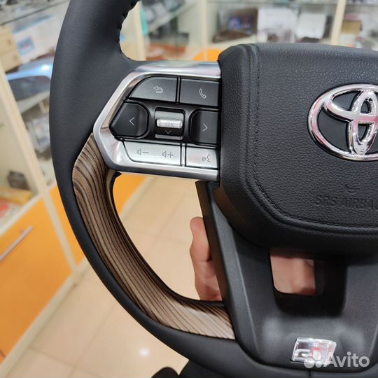 Руль toyota Land Cruiser 200 2007-2021