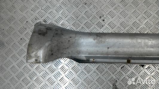 Накладка на порог mitsubishi pajero 3 (84K07GZ01)