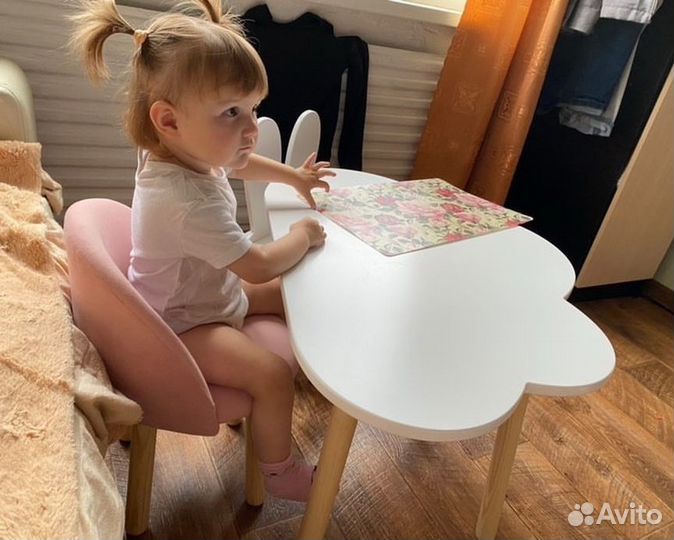 Детский стол и стул