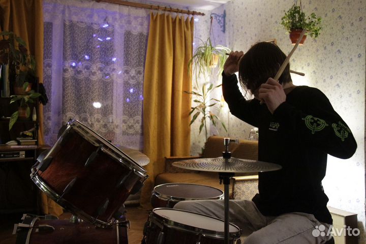 Уроки игры на Гитаре и Барабанах, репетитор