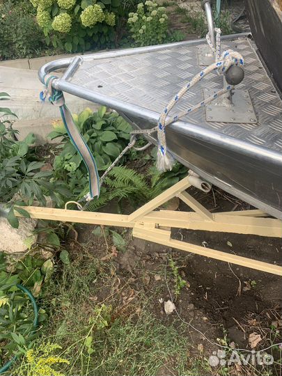 Алюминевая моторная лодка