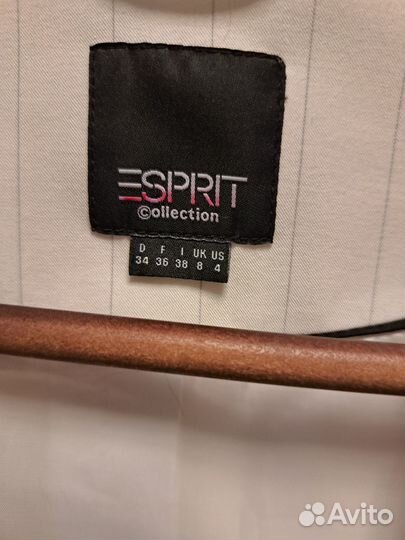 Костюм белый Esprit. Новый