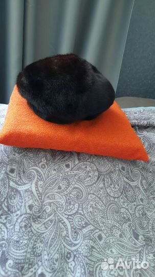 Берет женский норковый