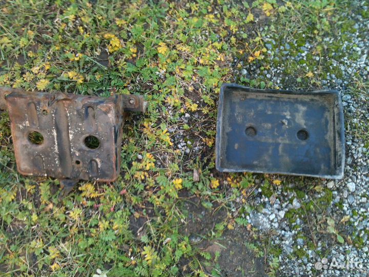 Крепление акб Киа Рио 2004г