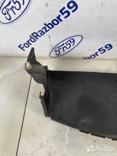 Дефлектор радиатора Lexus Is250 XE20 2006